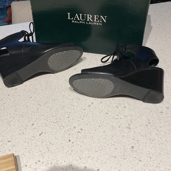 Women’s Black Wedge Heels - Picture 3 of 6